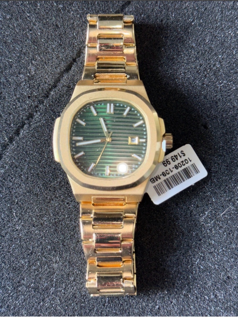 ⌚ Men’s Gold-Tone Green Dial Statement Watch